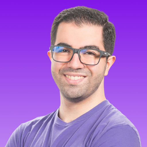 The Leader Assistant - Ricky Blanco Headshot