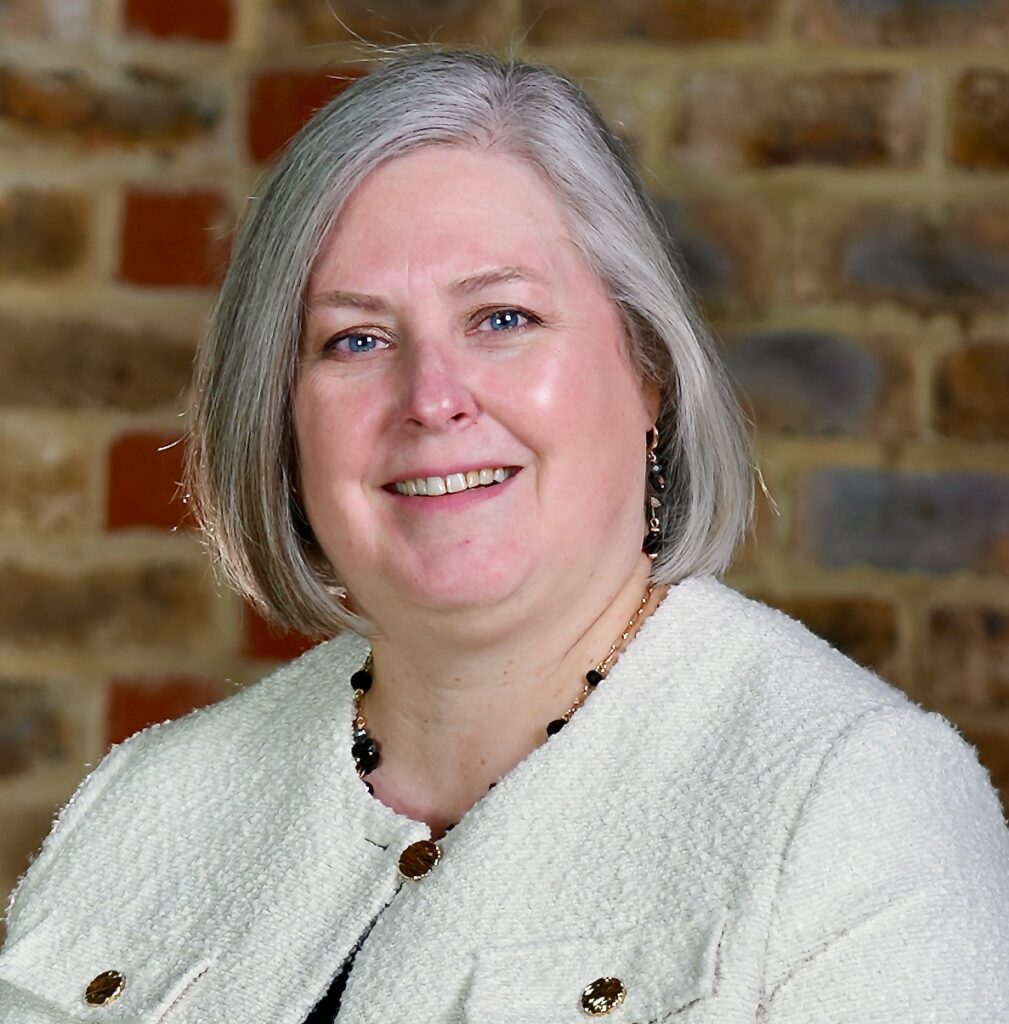 Dawn Stallwood Headshot The Leader Assistant Podcast