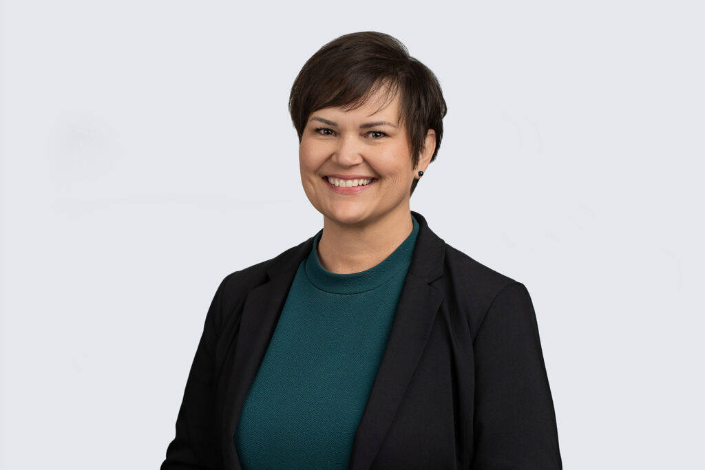 Amber Youngren Headshot The Leader Assistant Podcast